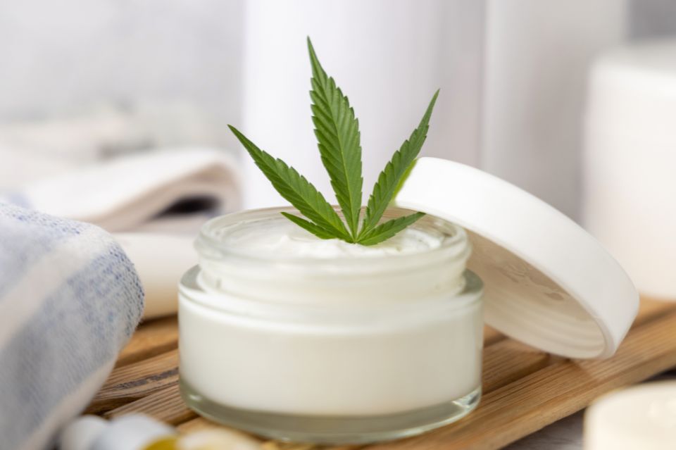 Cremă cu CBD și CBG