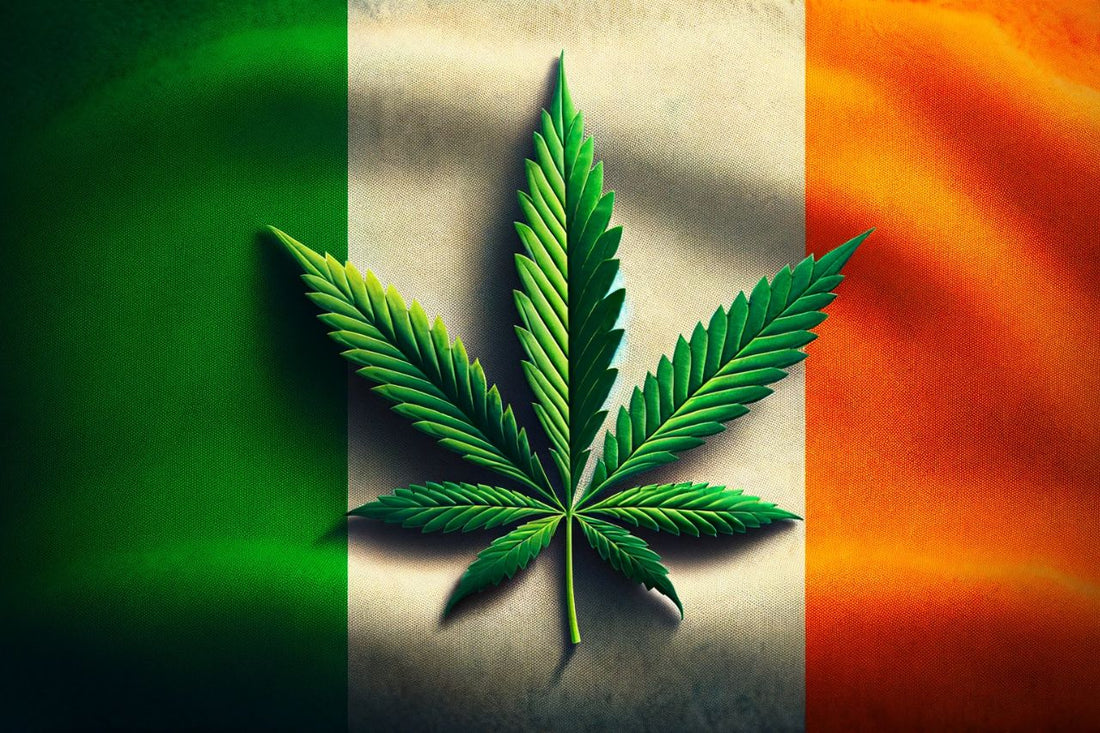 Steagul irlandez și o frunză de canabis